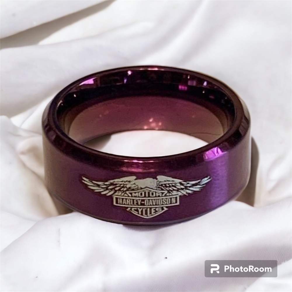 Purple motorcycle titanium 8MM ring.